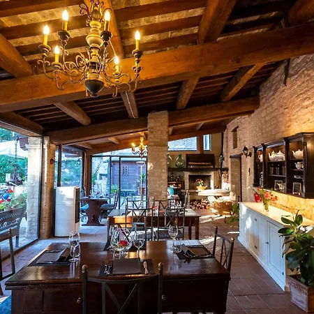 La Maesta Antica Dimora Di Campagna Agroturismo