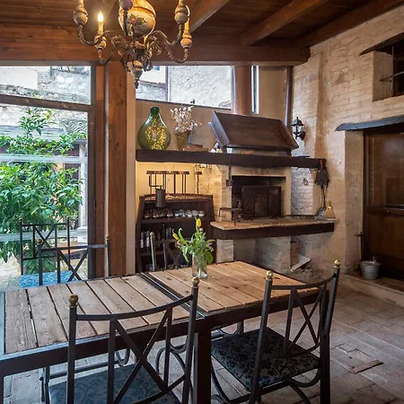 La Maesta Antica Dimora Di Campagna *