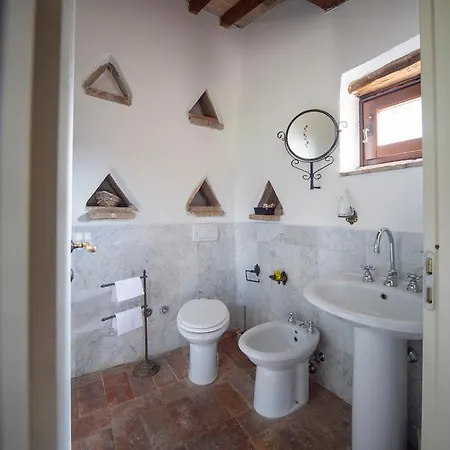 La Maesta Antica Dimora Di Campagna Foligno