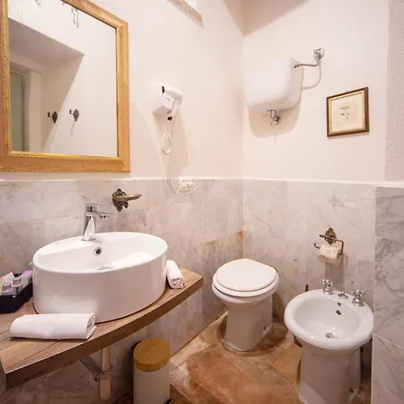 La Maesta Antica Dimora Di Campagna Feriegård Foligno