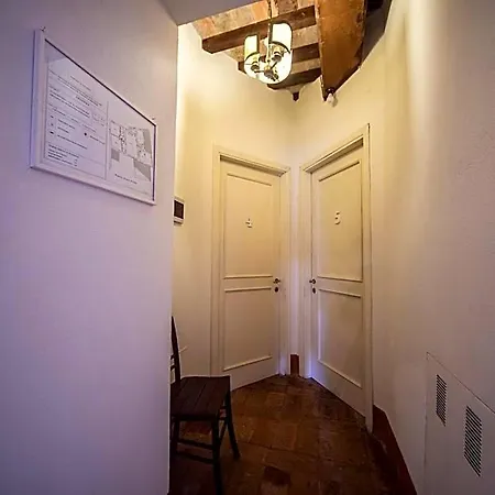 La Maesta Antica Dimora Di Campagna フォリーニョ